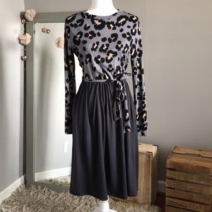 Leopard midi dress